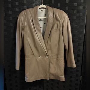 Vintage Women's Tan Leather Jacket/Coat